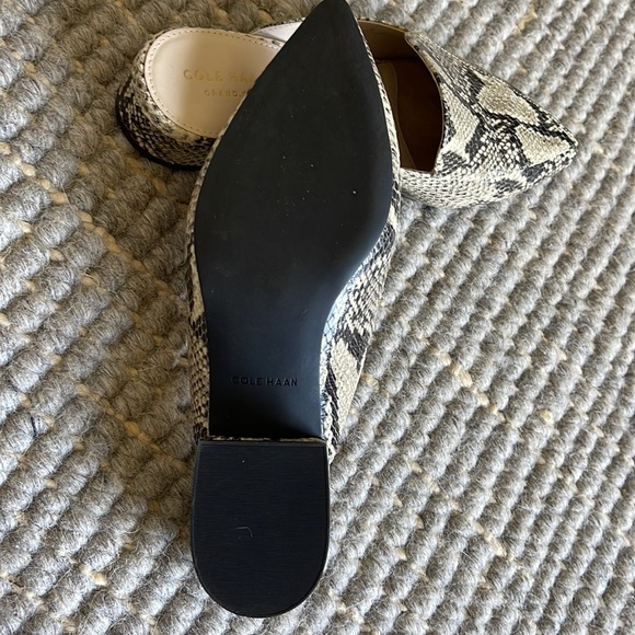 Cole Hahn Loafers - Picture 3 of 4